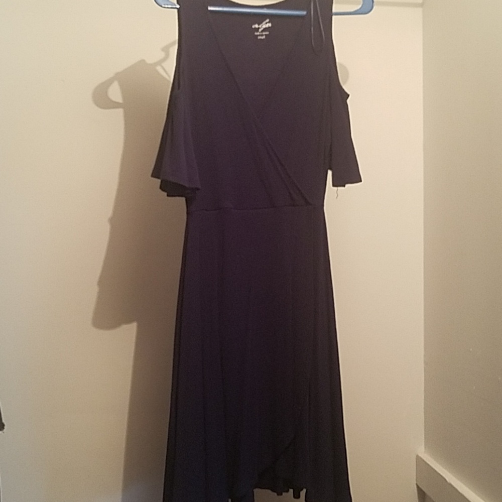Navy cold shoulder dress